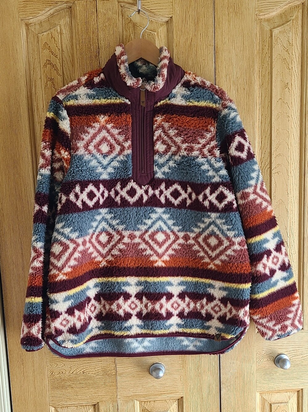 LIV Outdoor Aztec Pattern Pullover -